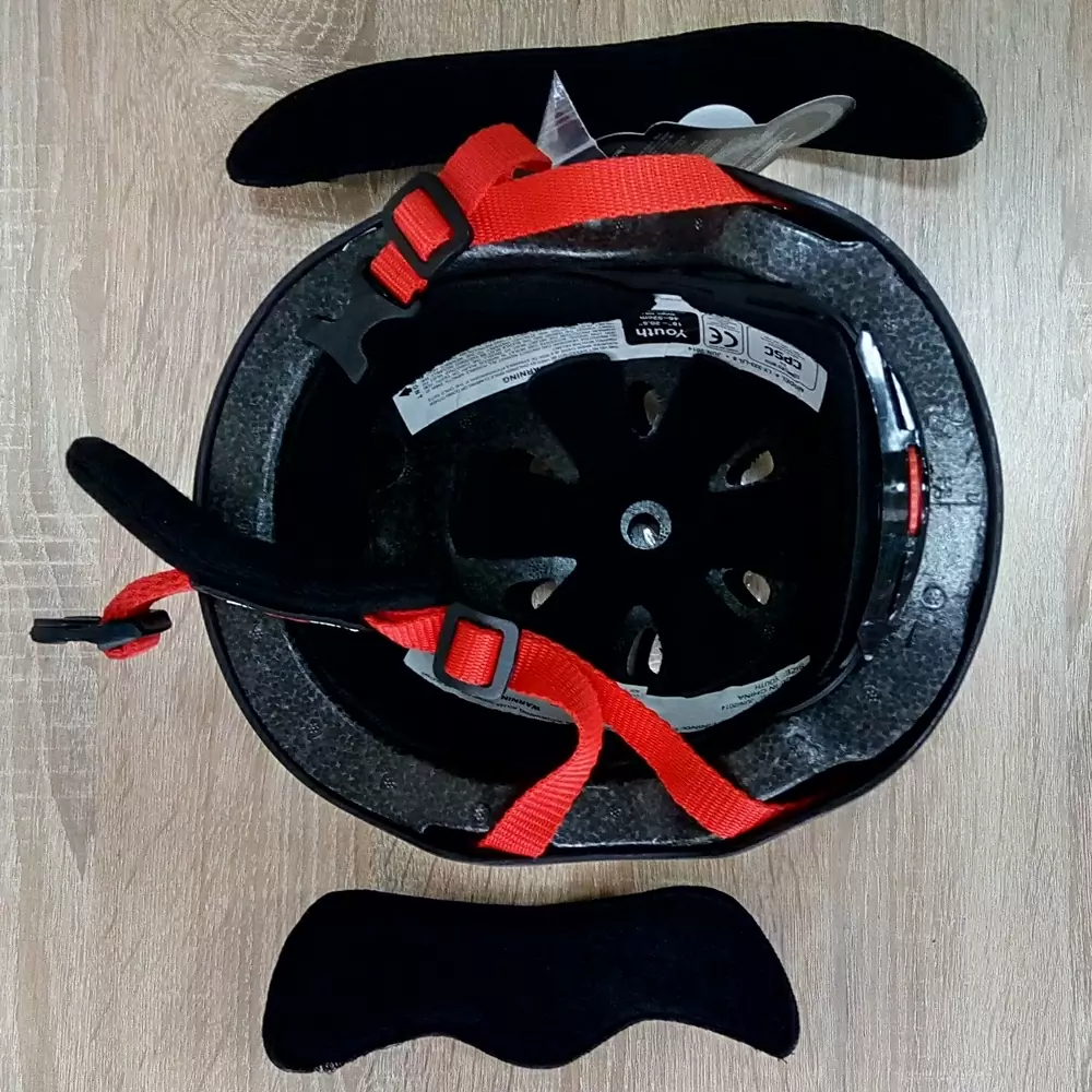 Фото дитячого шолома для роликів Triple Eight Lil 8 Helmet — <Фото №4>